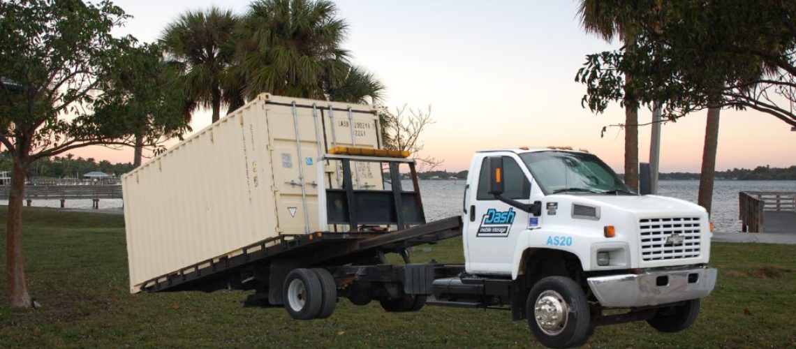 Dock Height Trailer Rentals in South Florida